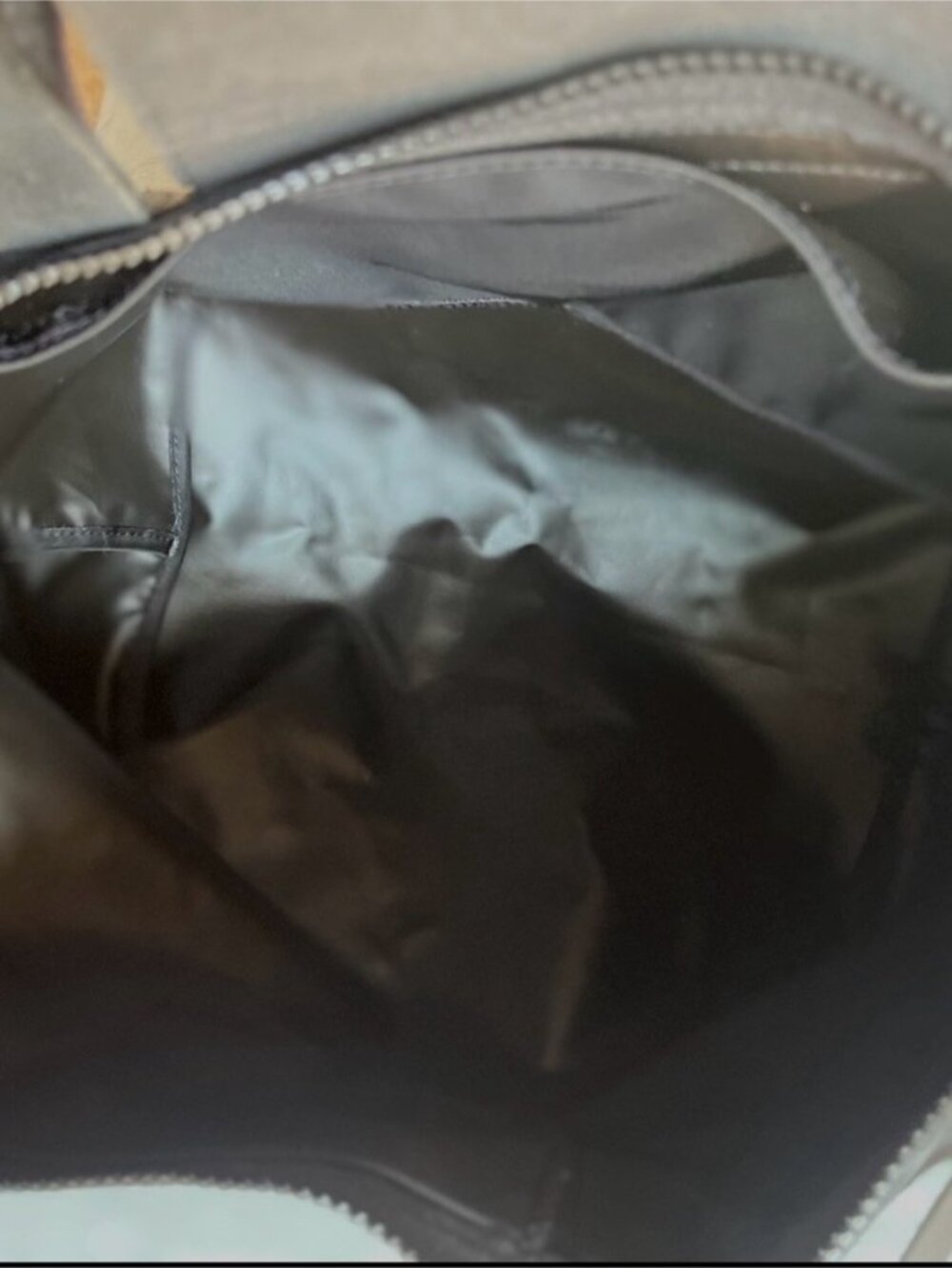 Longchamp Black Nylon Le Pliage Top-Handle Tote - Picture 11 of 12